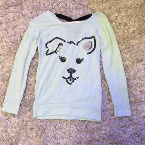 Fuzzy long sleeve green puppy shirt.